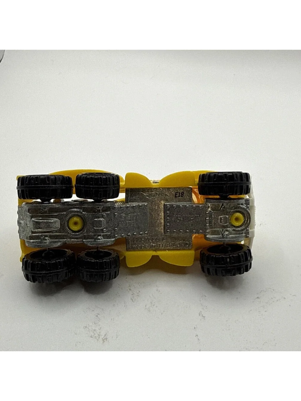 Vintage 2000 Hot Wheels - XS-IVE - Yellow Fuel Rally